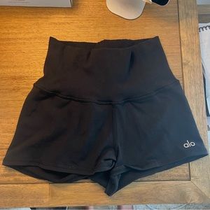 Alo yoga black aura shorts spandex workout S